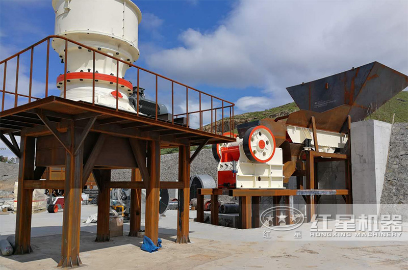 顎式破碎機和圓錐破碎機輔助制沙安裝現場