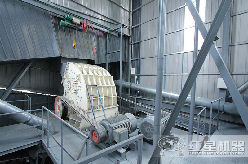 錘式制砂機現場實拍