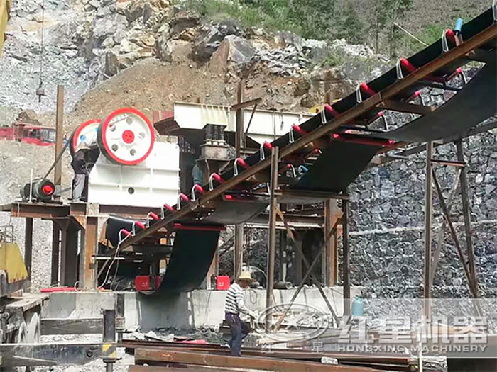 煤矸石破碎生產線安裝現場