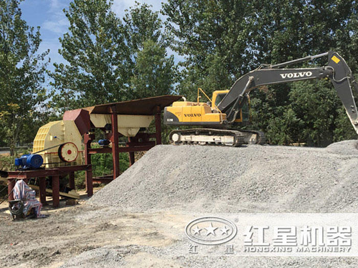 時(shí)產(chǎn)可達(dá)3000噸的破石生產(chǎn)線