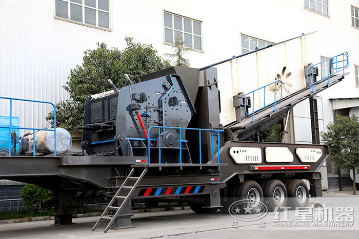 輪胎顎式破碎機(jī)輪胎式破碎機(jī)與反擊式破碎機(jī)搭配圖