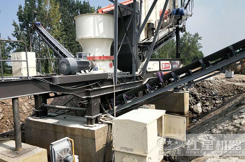 移動(dòng)輪胎式圓錐式破碎機(jī)