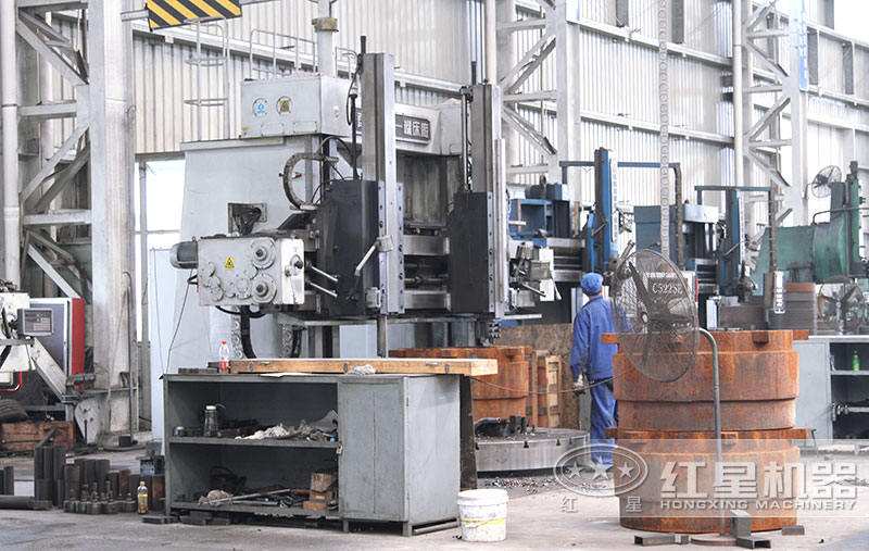 紅星機(jī)器打砂機(jī)設(shè)備生產(chǎn)車(chē)間