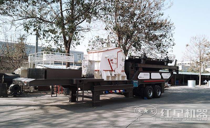 與移動式破碎機搭配的1010反擊式破碎機圖