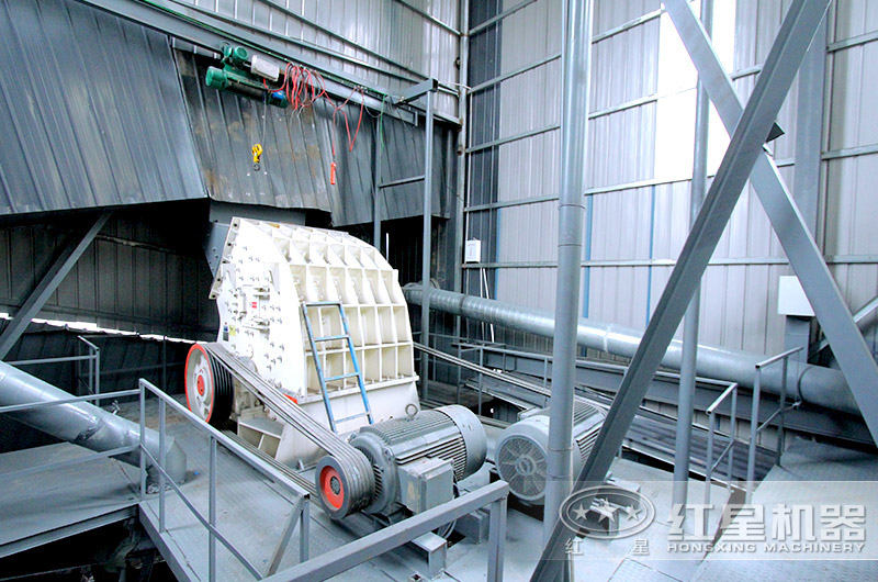 重錘式破生產現場