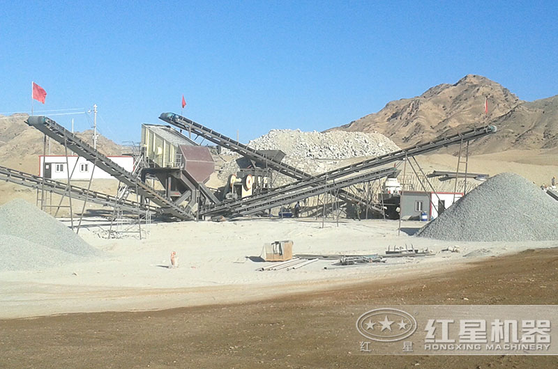 凝灰巖破碎生產線現場