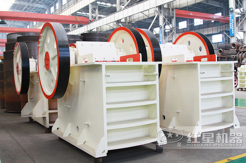 石子生產線破碎設備之顎式破碎機