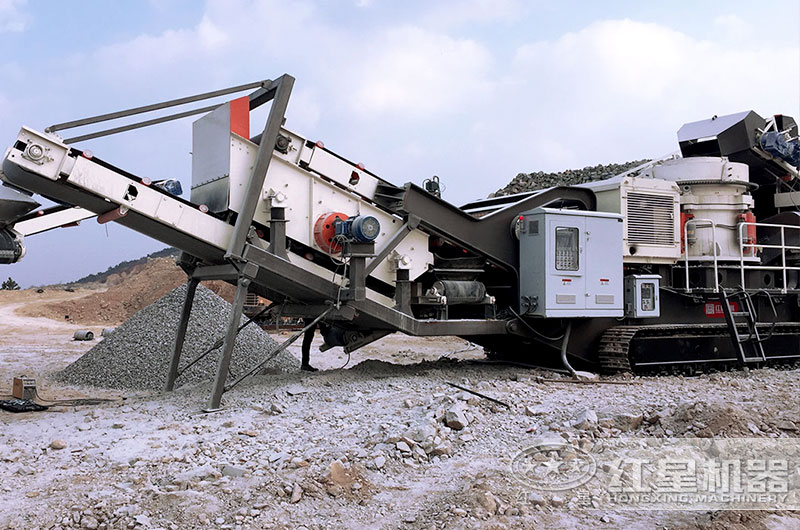 深圳時產(chǎn)200-250噸破碎現(xiàn)場