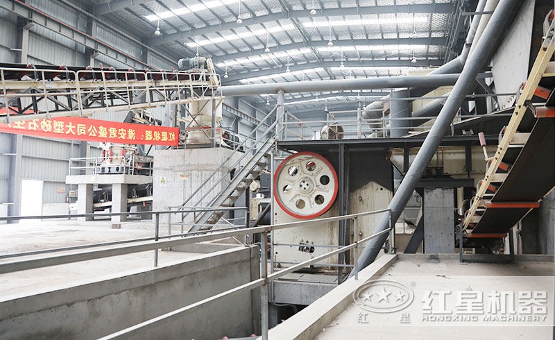 分級(jí)破碎現(xiàn)場(chǎng)