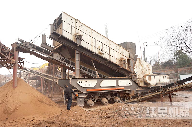 輪胎移動(dòng)建筑垃圾破碎機(jī)