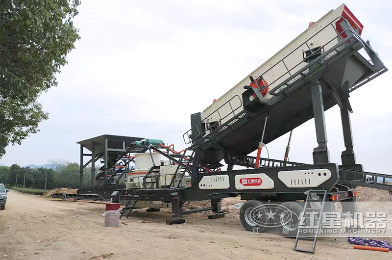 車載移動(dòng)式制砂機(jī)現(xiàn)場(chǎng)