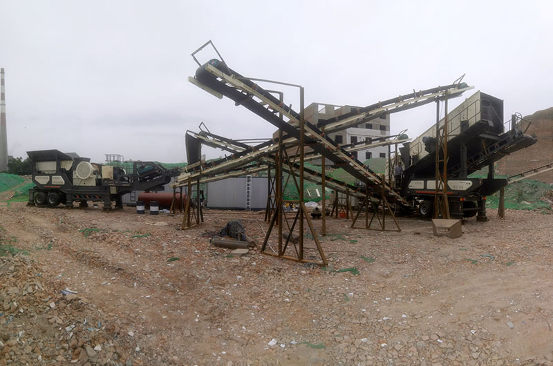 建筑垃圾移動(dòng)碎石機(jī)現(xiàn)場實(shí)拍