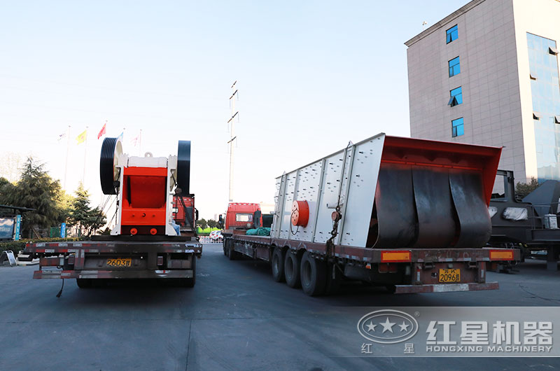 紅星鄂破機(jī)裝車發(fā)貨現(xiàn)場(chǎng)