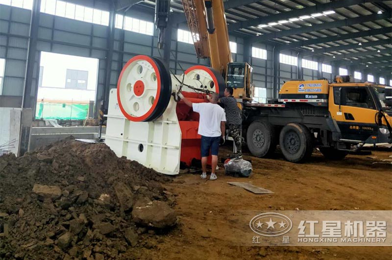 時產1000噸的大型顎破現場