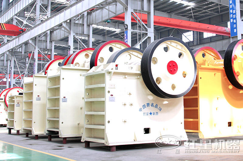 69鄂石破碎機(jī)