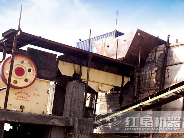 320x1000破碎機作業現場