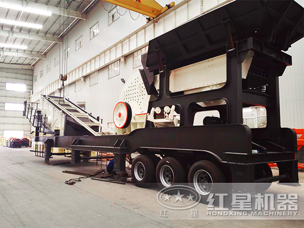 輪胎顎破移動破碎站