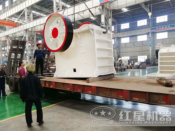 69鄂式碎石(砂)機(jī)發(fā)貨圖 69鄂式碎石(砂)機(jī)發(fā)貨圖