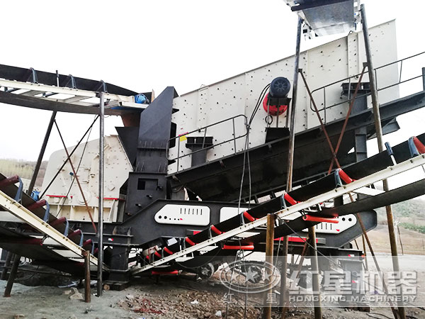 670t/h砂石HD反擊碎石機_破碎機現(xiàn)場作業(yè)圖