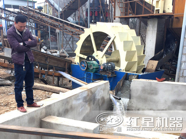 輪式洗砂機(jī)作業(yè)現(xiàn)場(chǎng)