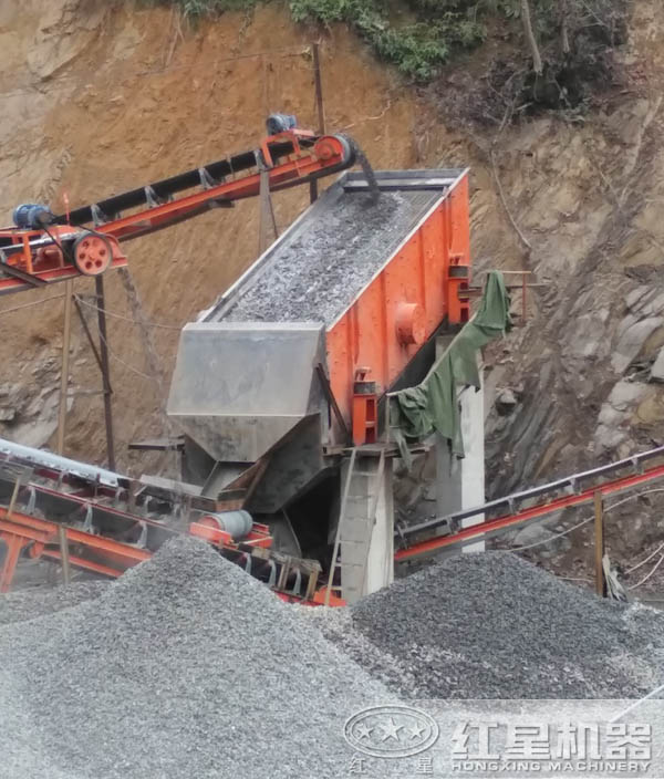 花崗巖下腳料制砂生產線現場