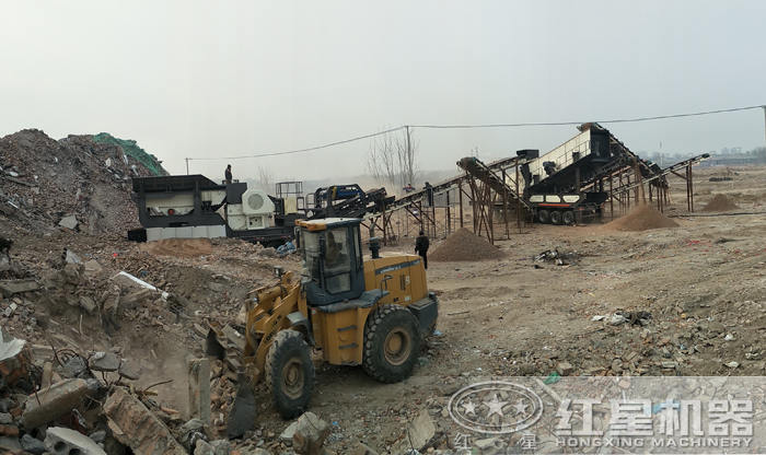 建筑垃圾粉碎處理現場