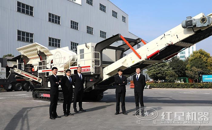 移動帶式破碎機用戶來廠參觀圖