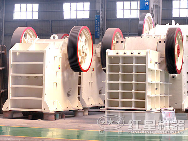 鄂式破碎機(jī)圖