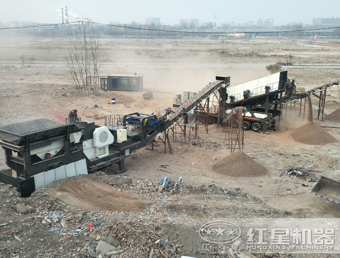 建筑垃圾碎石機(jī)作業(yè)現(xiàn)場(chǎng)