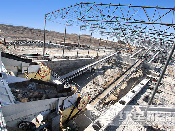 紅星河北客戶大型石料破碎生產線現場