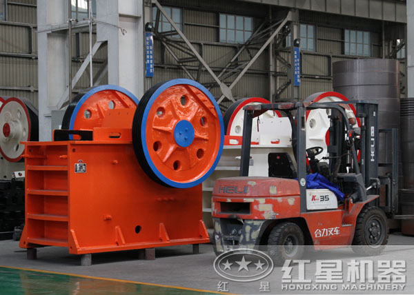 顎式石頭破碎機準備發貨