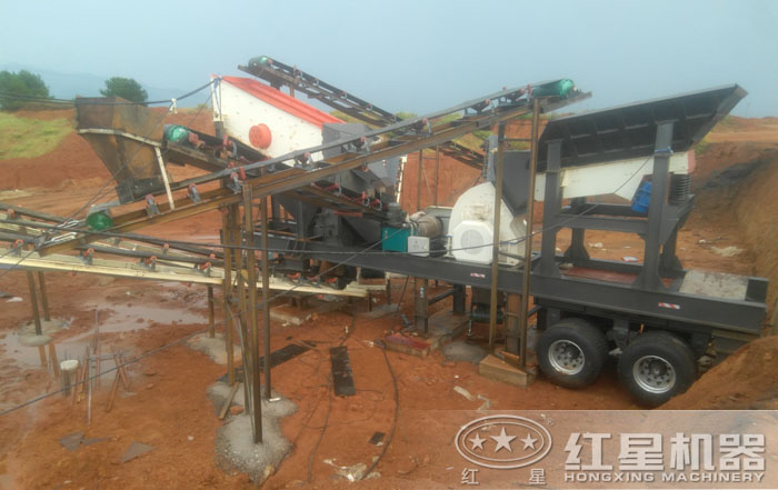 移動重錘破篩分站