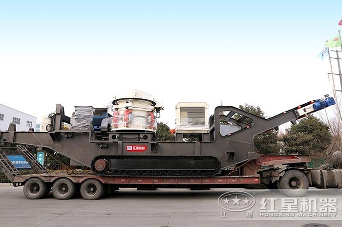 履帶移動石料破碎機(jī)搭載圓錐破碎機(jī)