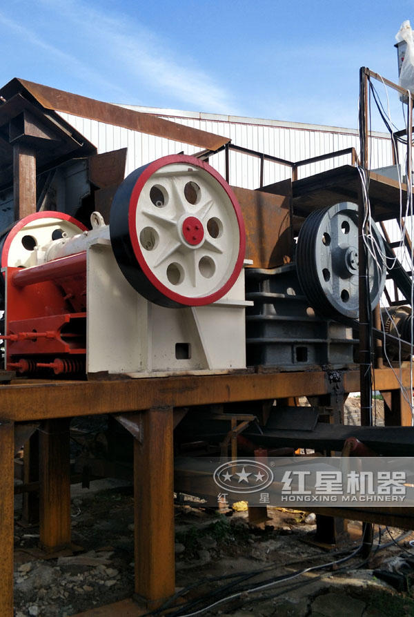 機制砂破碎設備用顎破機