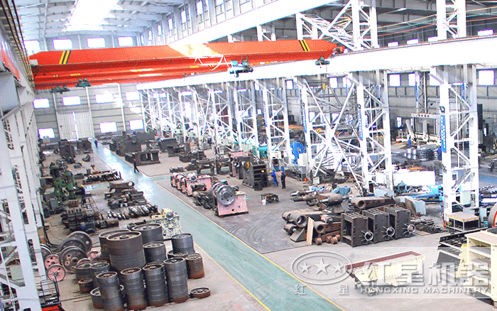 紅星破碎機(jī)生產(chǎn)車間