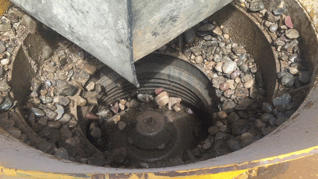 單缸圓錐破碎機破碎河卵石演示