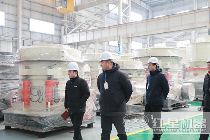 用戶參觀紅星節能圓錐破