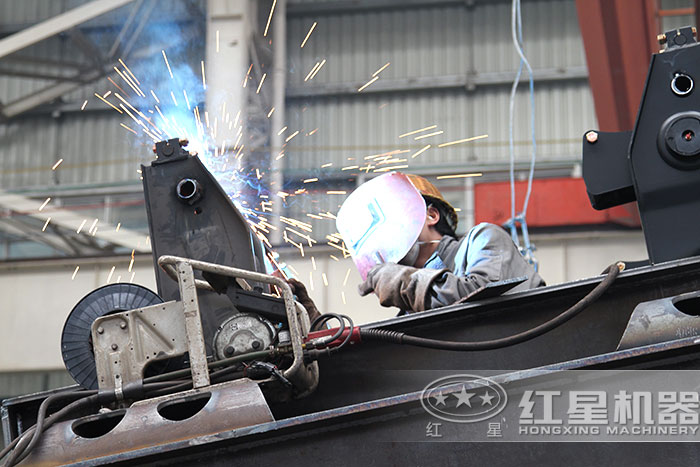 移動式制砂機車間焊接