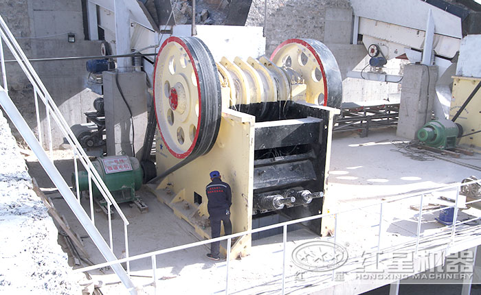 大型顎式破碎機價格