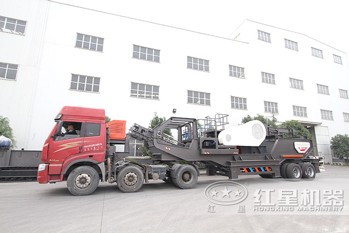 車載粉碎機車間發貨