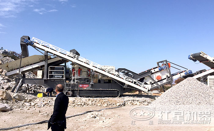 全自動履帶自走式移動破碎生產線