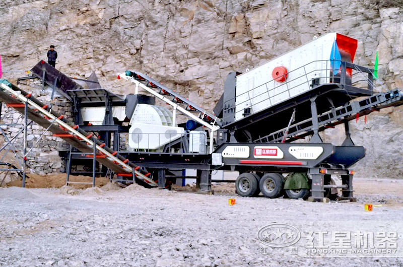 輪胎移動石頭粉碎機(jī)搭載錘式破碎機(jī)