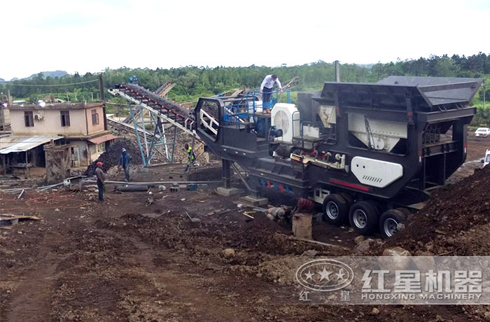 輪胎移動(dòng)建筑垃圾破碎機(jī)