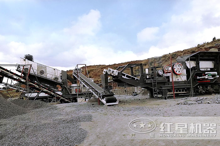 碎石場配置的移動作業生產線