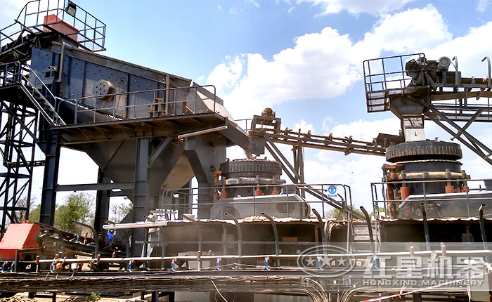 客戶圓錐破碎機生產現場