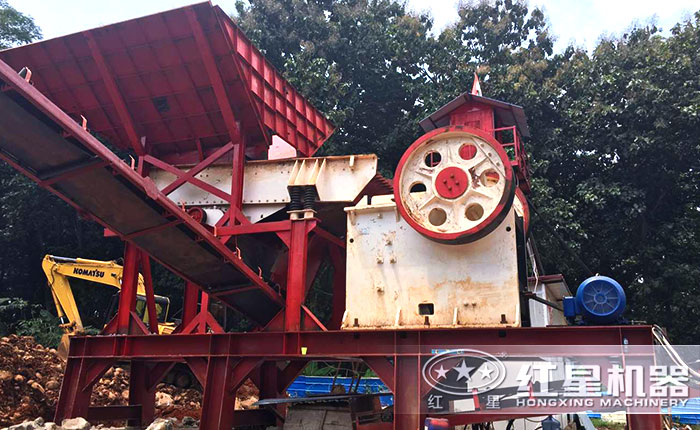 69顎式破碎機現場