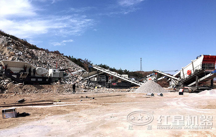 履帶移動(dòng)顎式破碎機(jī)