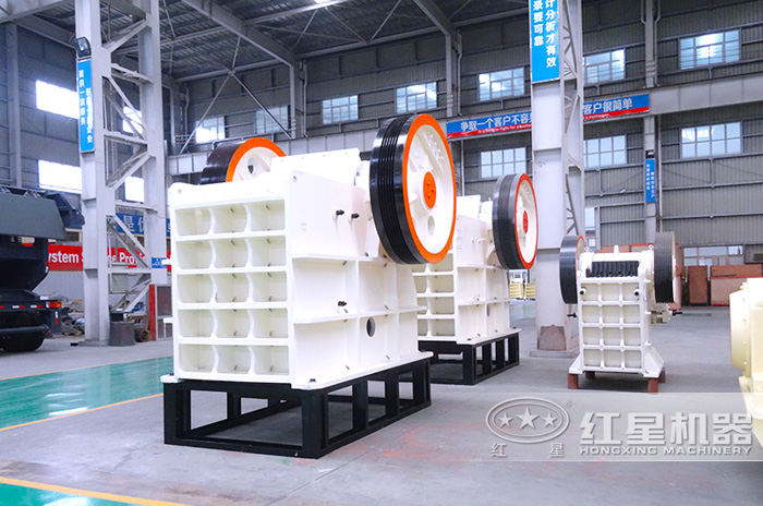 鄂式破碎機，石場粗碎設備