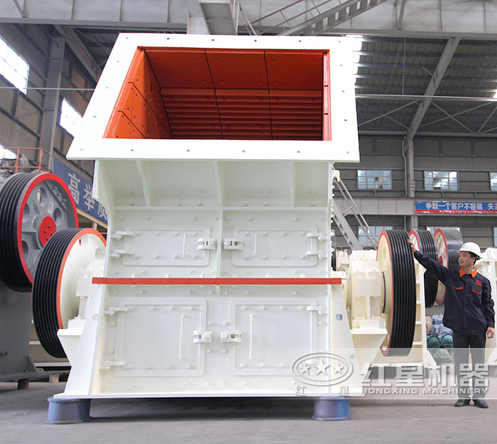 錘破式制沙機(jī)