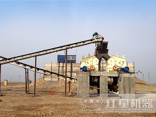 反擊破碎機現場直擊